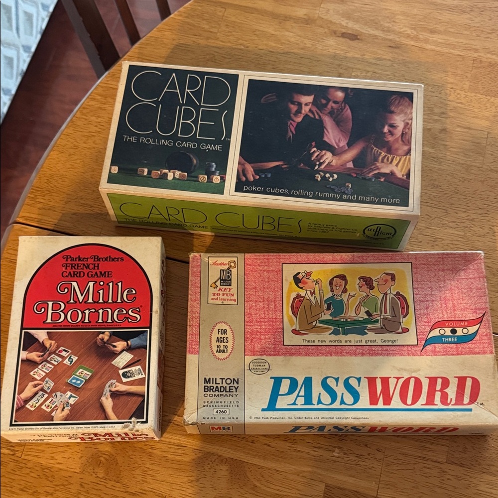 Password Vintage Board Game - Cream/Red -